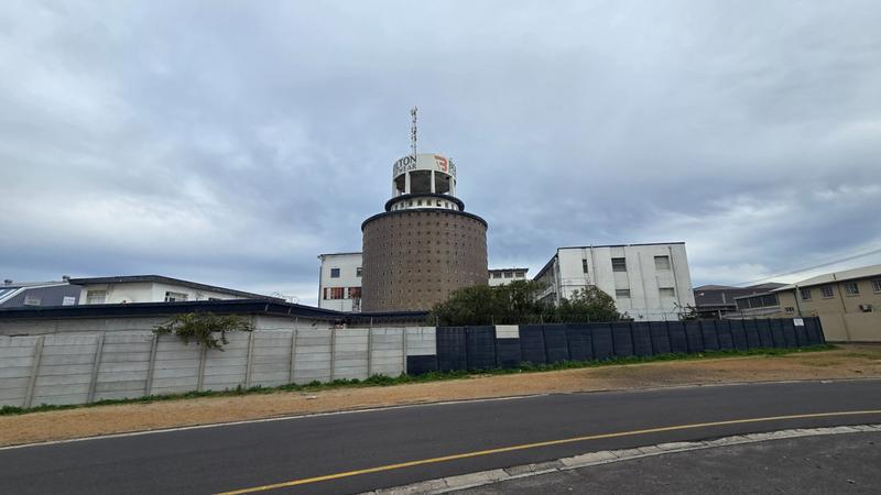 To Let commercial Property for Rent in Elsies River Industrial Western Cape
